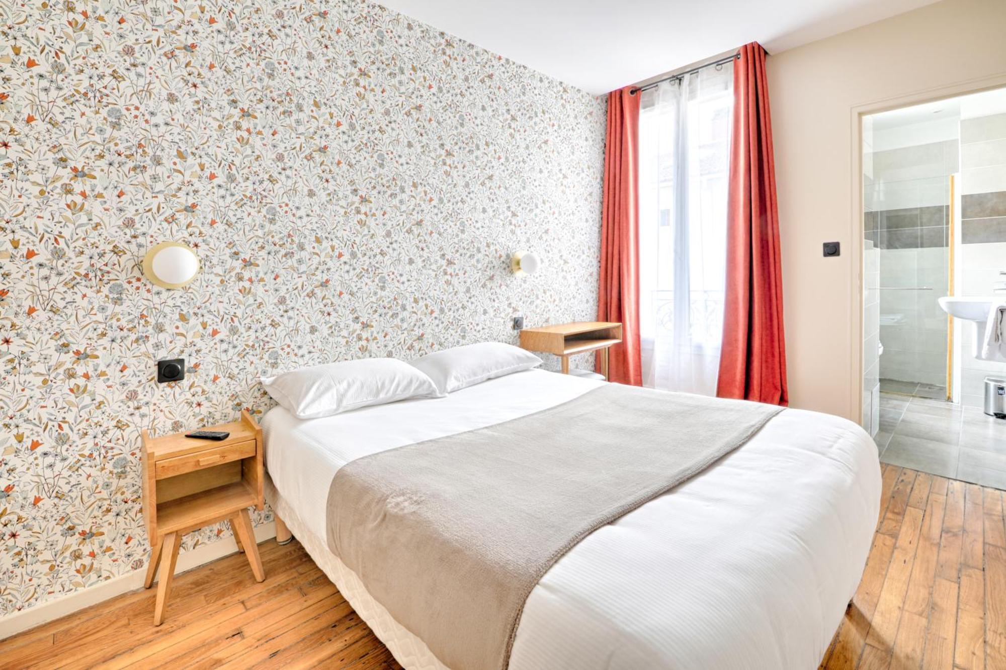 Le Florus Hotel Montrouge Exterior photo